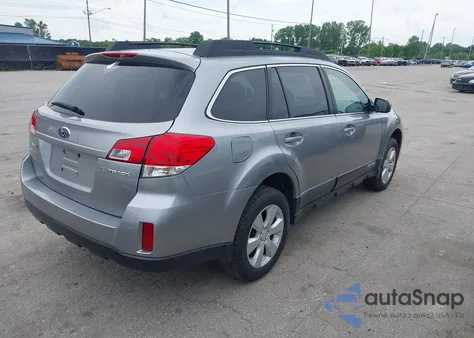 2011 Subaru Outback 2.5I Premium z USA, uszkodzony, nr VIN 4S4BRCCC9B3349449